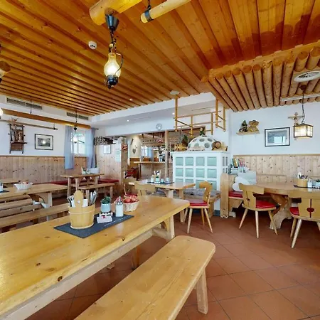 호텔 Pinzgauer Huette-zell Am See- 피센도르프