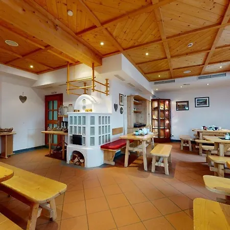 Pinzgauer Huette-zell Am See- Otel Piesendorf