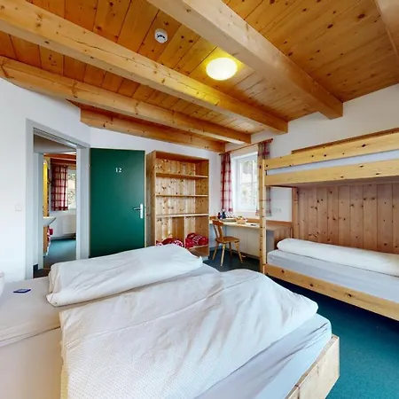 Pinzgauer Huette-zell Am See- Otel *