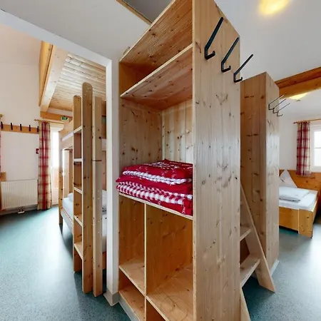 Pinzgauer Huette-zell Am See- Otel *